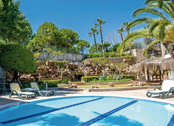 Alba Royal Hotel