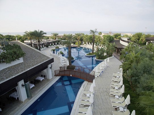 Sunis Hotel Evren Beach Resort & Spa