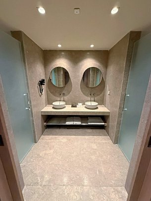 Club Melas Prive - Beispiel Bad Superior Large Gartenblick (Zimmercodierung DSG)