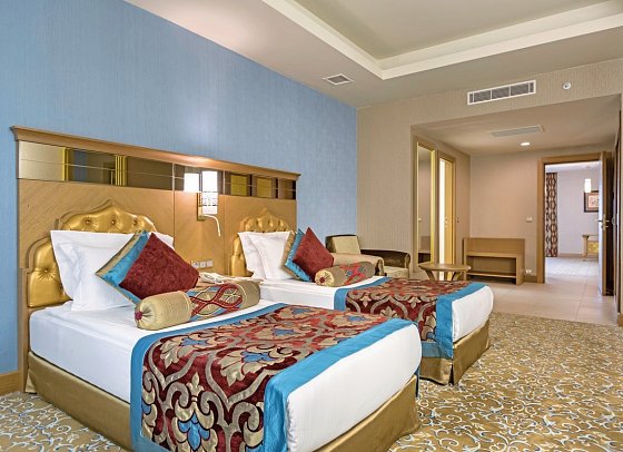 Royal Holiday Palace - Wohnbeispiel Suite Deluxe (Zimmercodierung WDL)