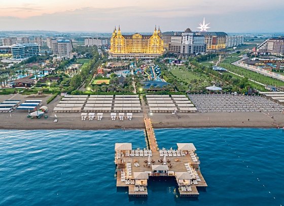 Royal Holiday Palace