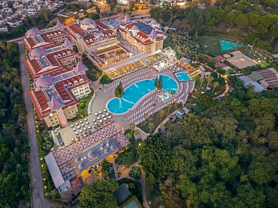 Side Star Resort