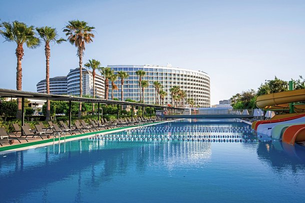 Crystal Centro Pearl Collection