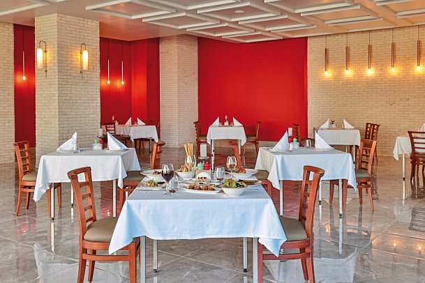 Crystal Centro Pearl Collection