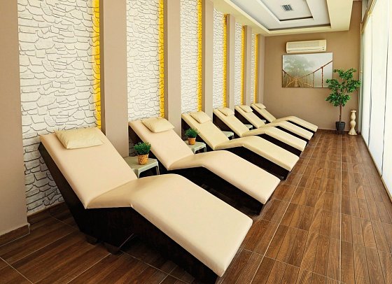 Crystal Centro Pearl Collection