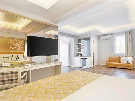 Selectum Family Comfort Side - Wbsp. Doppelzimmer Lake House Standard Swim Up (Zimmercodierung DBQ)