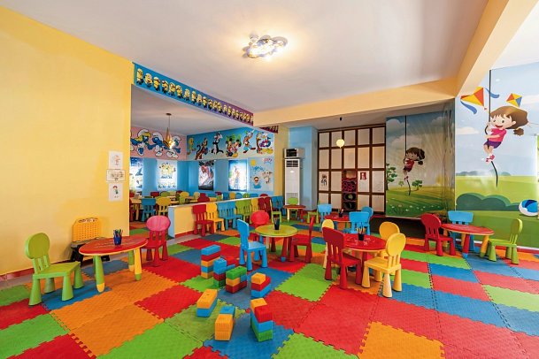 Crystal Admiral Aqua Collection