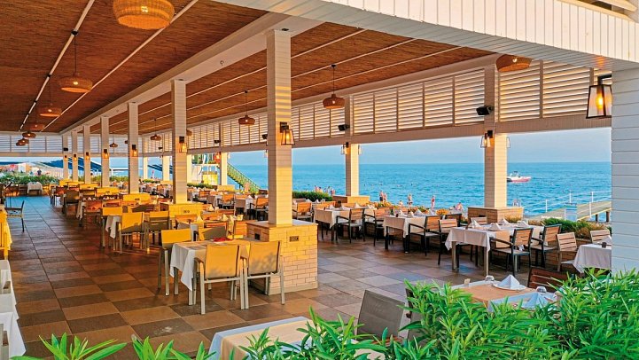 Crystal Admiral Aqua Collection