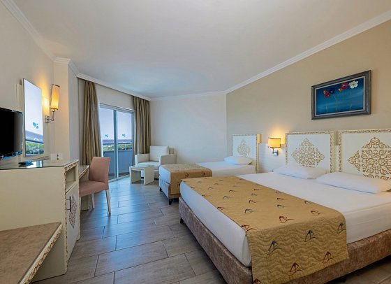 Crystal Admiral Aqua Collection - Wohnbeispiel Doppelzimmer seitl. Meerblick (Zimmercodierungen DBN & DCN)