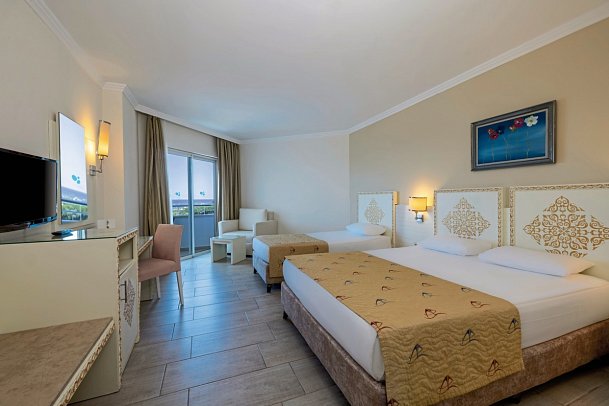 Crystal Admiral Aqua Collection - Wohnbeispiel Doppelzimmer seitl. Meerblick (Zimmercodierungen DBN & DCN)