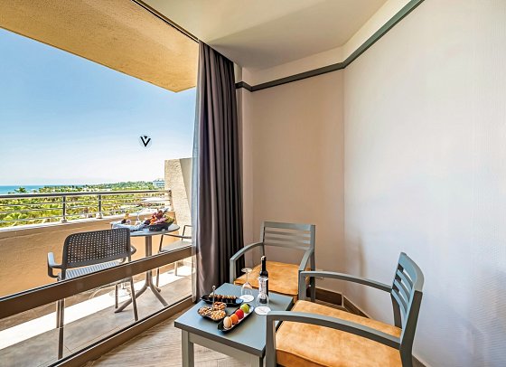 VONRESORT Golden Coast - Wohnbeispiel Familienzimmer mit Verbindungstür (Zimmercodierung FB2)