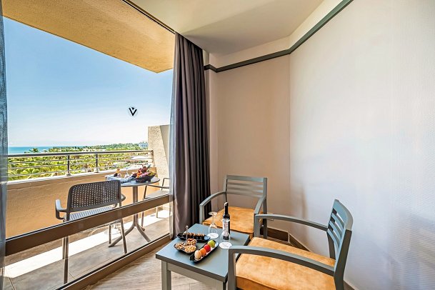 VONRESORT Golden Coast - Wohnbeispiel Familienzimmer mit Verbindungstür (Zimmercodierung FB2)