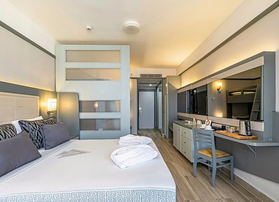 VONRESORT Golden Coast - Wohnbeispiel Familienzimmer 1 franz Bett 1 Etagenbett (Zimmercodierung FB1)