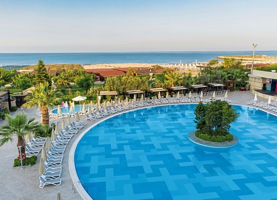 Seamelia Beach Resort & Spa