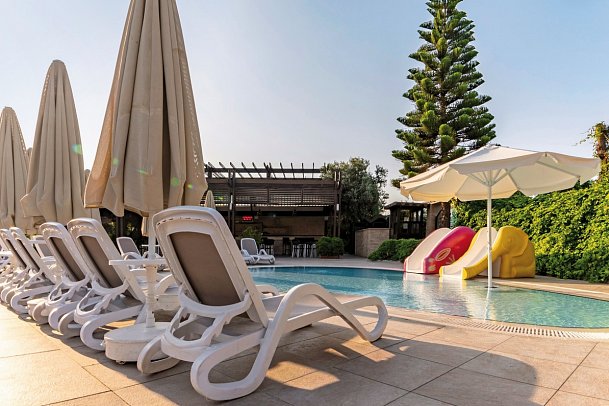 Seamelia Beach Resort & Spa