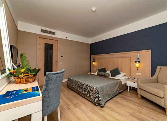 Seamelia Beach Resort & Spa - Wohnbeispiel Familienzimmer seitl. Meerblick (Zimmercodierung FBN)