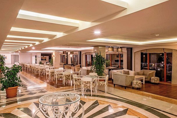 Monachus Hotel & Spa