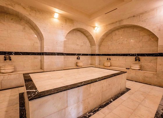Monachus Hotel & Spa