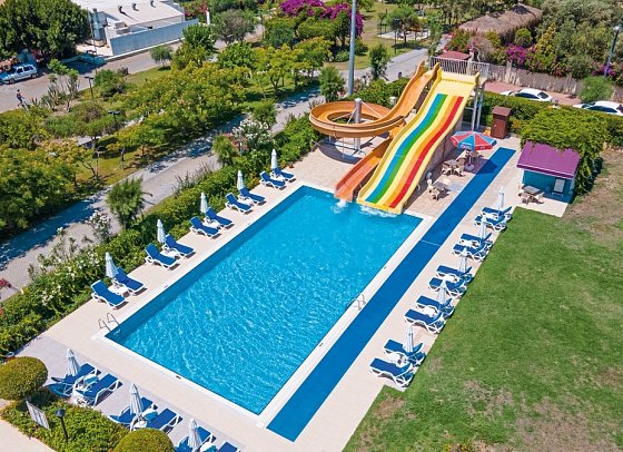 Monachus Hotel & Spa