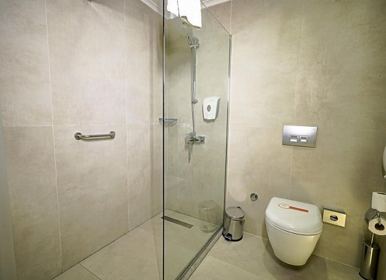 Orange Palace - Beispiel Bad Doppelzimmer (Zimmercodierungen DB1 & DC1)