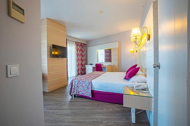 Sunmelia Beach Resort & Spa - Wohnbeispiel Suite (Zimmercodierung WB1)