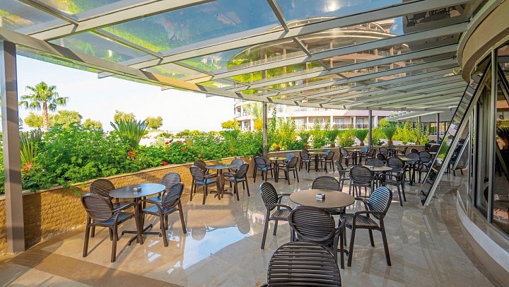 Sunmelia Beach Resort & Spa