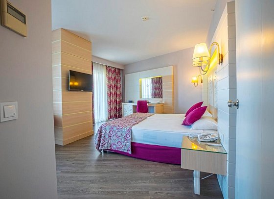 Sunmelia Beach Resort & Spa - Wohnbeispiel Suite (Zimmercodierung WB1)