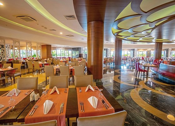Sunmelia Beach Resort & Spa