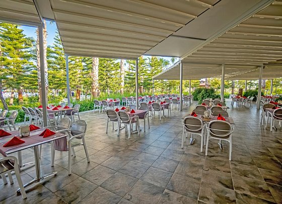 Sunmelia Beach Resort & Spa