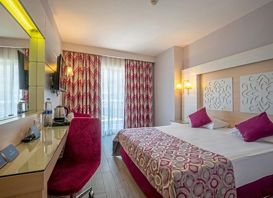 Sunmelia Beach Resort & Spa - Wohnbeispiel Familienzimmer (Zimmercodierungen FBL, FBN & FBM)