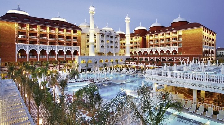 Royal Taj Mahal