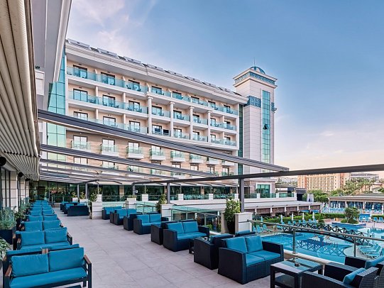 Luna Blanca Resort & Spa