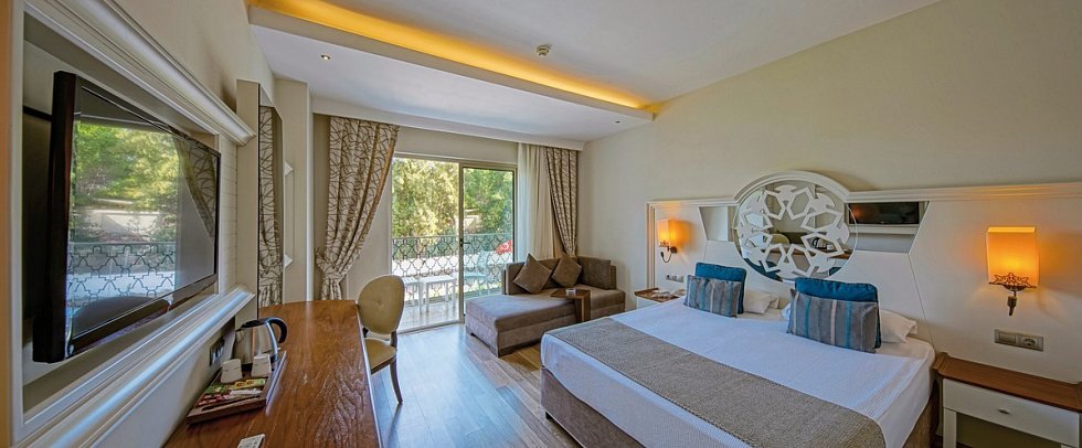 Diamond Elite Hotel & Spa - Wohnbeispiel Doppelzimmer Poolblick (Zimmercodierung DBP)