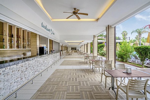 Villa Side Residence