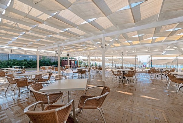 LRS Port River Hotel & Spa