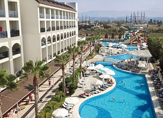 LRS Port River Hotel & Spa