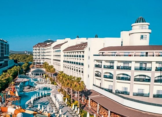 LRS Port River Hotel & Spa