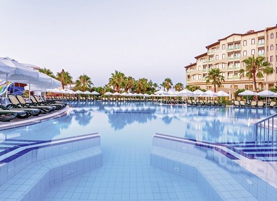 Bella Resort & Spa