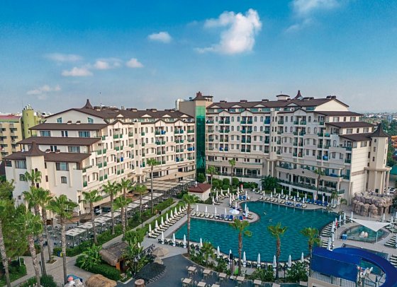 Bella Resort & Spa