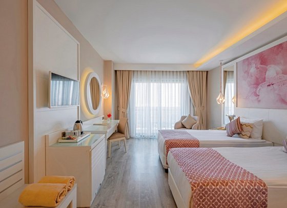 Diamond Premium Hotel & Spa