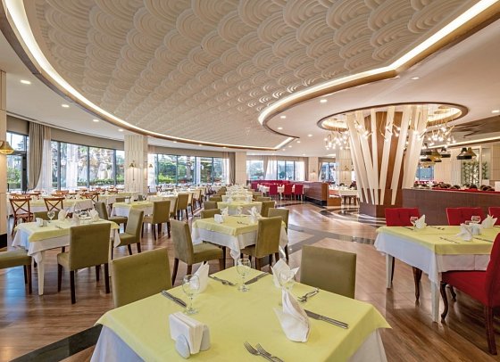 Diamond Premium Hotel & Spa