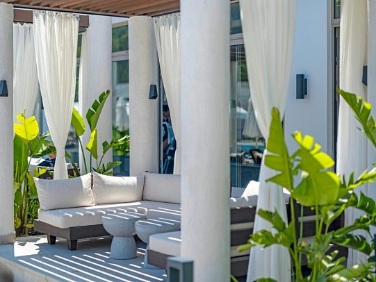 Port Side Resort Hotel