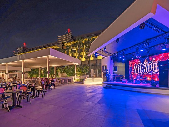 Port Side Resort Hotel