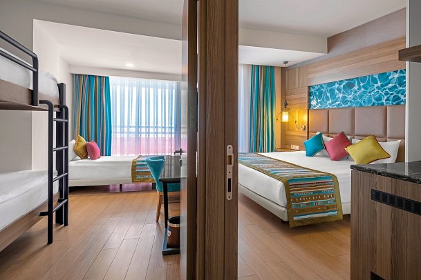 Long Beach Alanya - Beispiel Familienzimmer mit Etagenbett (Zimmercodierungen FB1 & FB2)