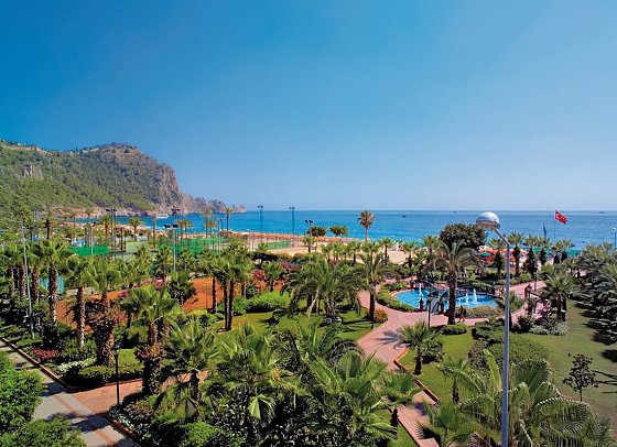 Riviera Hotel & Spa
