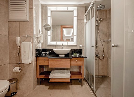 Greenwood Suites Resort - Beispiel Bad Deluxe Suite Superior (Zimmercodierung WSL)
