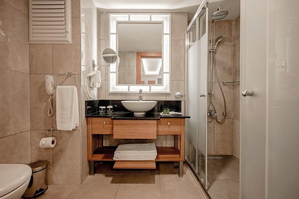 Greenwood Suites Resort - Beispiel Bad Deluxe Suite Superior (Zimmercodierung WSL)