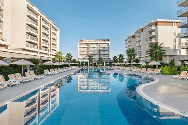 Greenwood Suites Resort