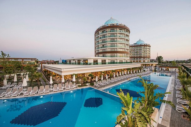 Dream World Aqua Hotel