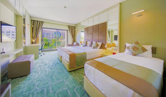 Horus Paradise Luxury Resort